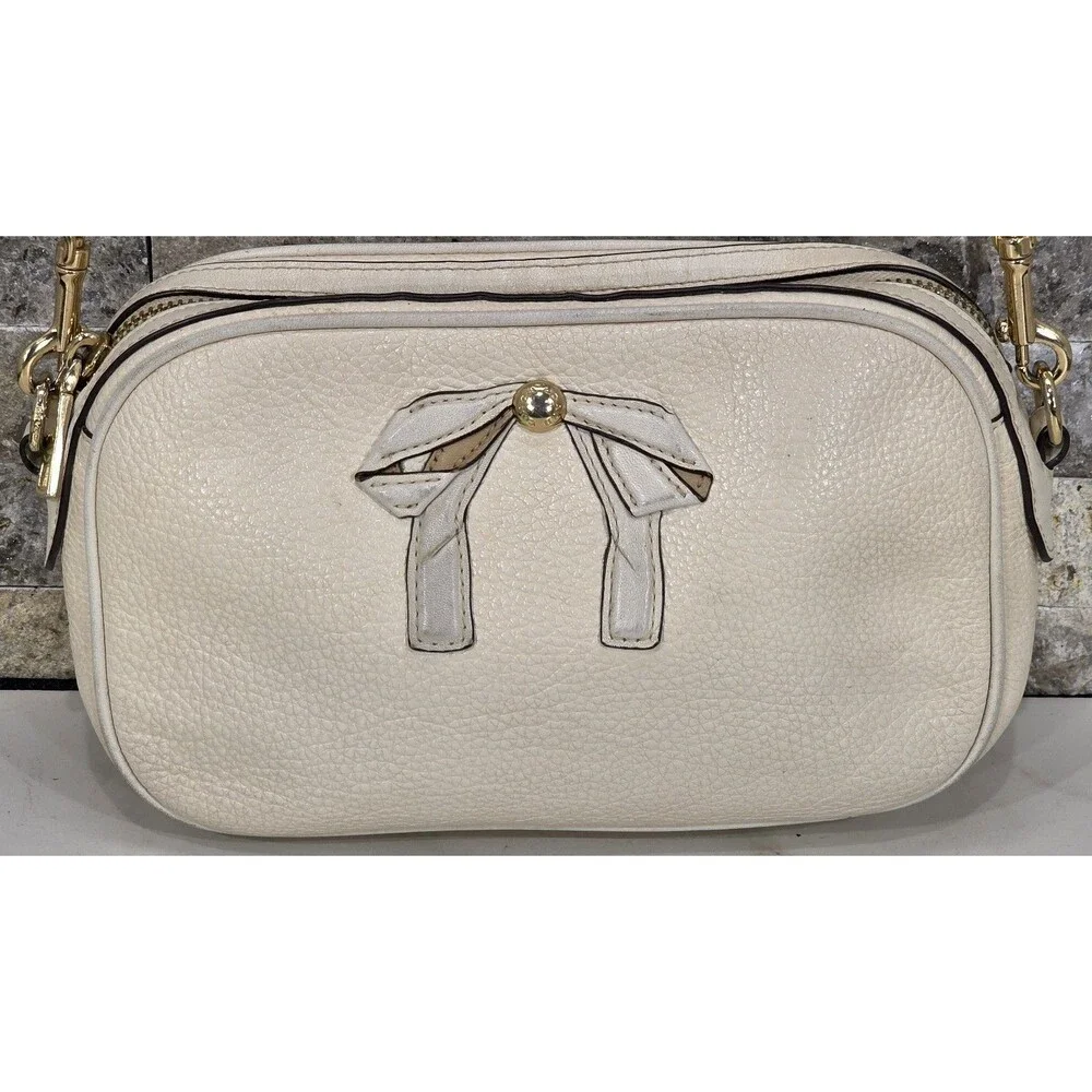 Coach Isla Small Leather Crossbody Bag Ivory Bow Chain Strap Coquette Preppy - Picture 3 of 15